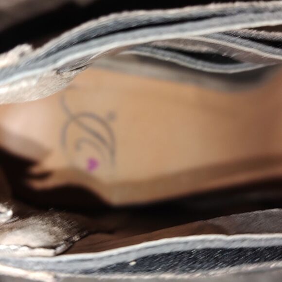 DHeart 4.5" heel ankle boot Sz 9 - Picture 6 of 7